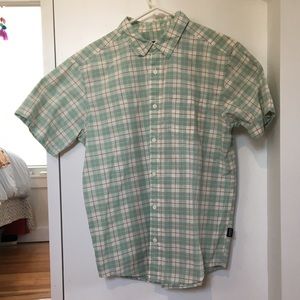 Patagonia men’s size M short sleeve button down